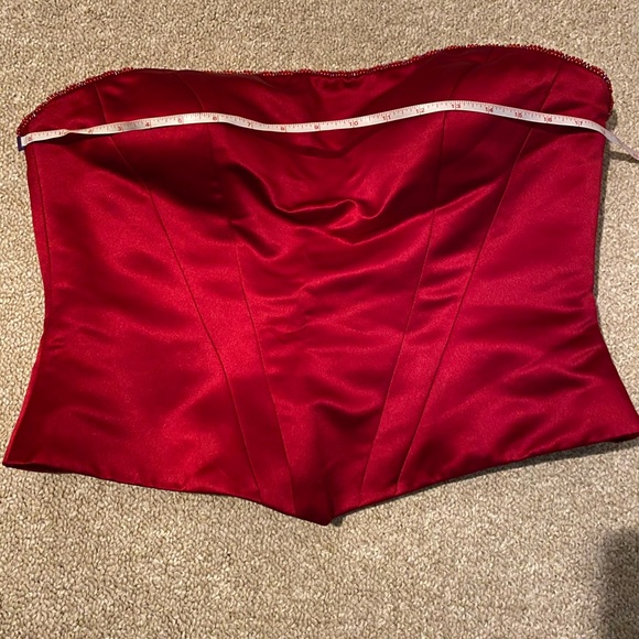 Strapless red bustier size 12 - Picture 5 of 6